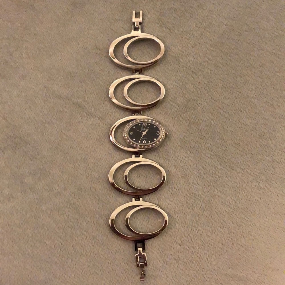 Watch - Picture 3 of 3